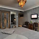 Hotel Golden Tulip West Ende