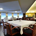 Golden Tulip West Ende