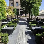 Golden Tulip West Ende
