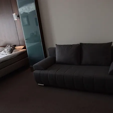 Отель Golden Tulip West Ende