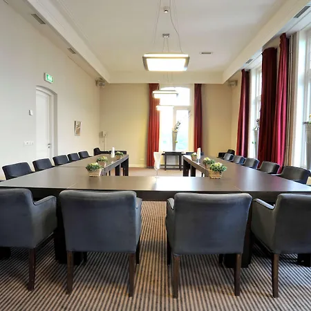 Hotel Golden Tulip West Ende 4*