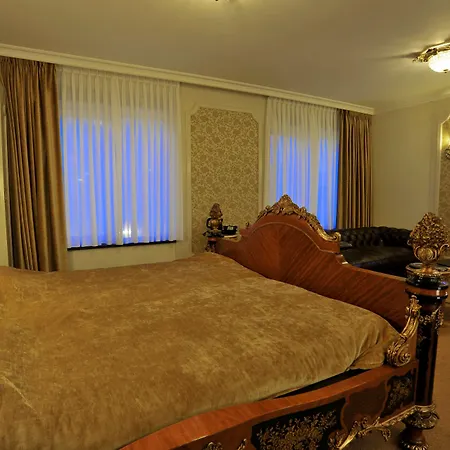 Golden Tulip West Ende 4* Хельмонд