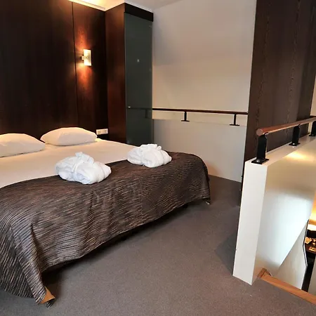 Golden Tulip West Ende 4* Хельмонд