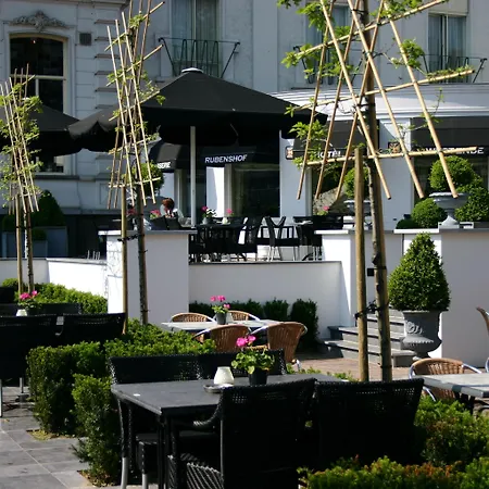 Golden Tulip West Ende