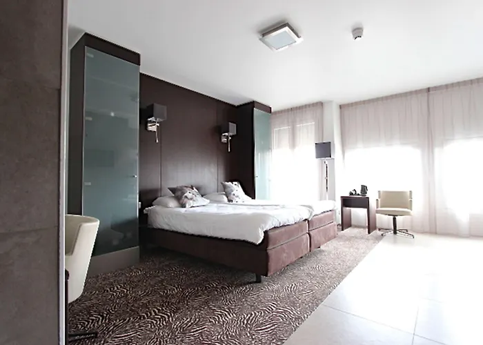 Hotel Golden Tulip West Ende