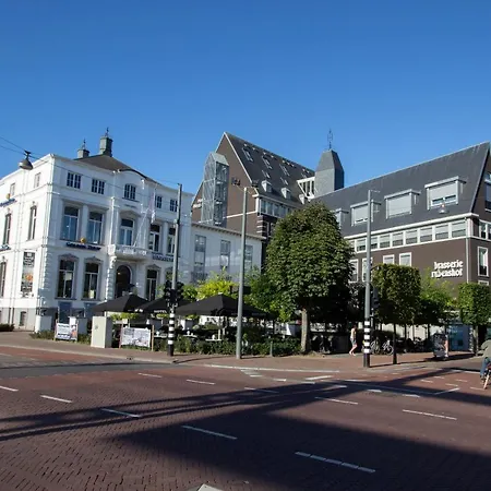 Golden Tulip West Ende Hotel