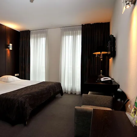 Hotel Golden Tulip West Ende