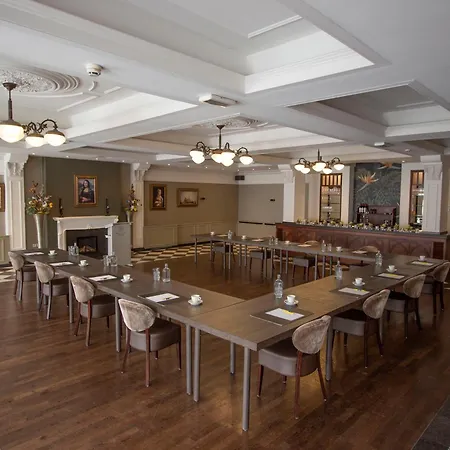 Golden Tulip West Ende