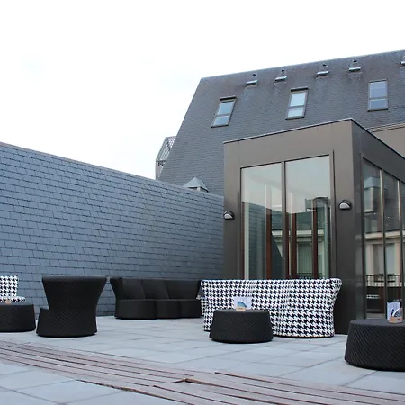 Golden Tulip West Ende 4*