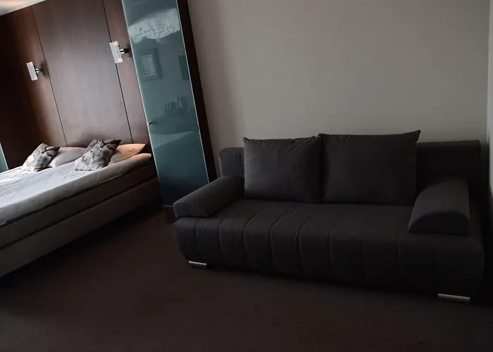 Hotell Golden Tulip West Ende