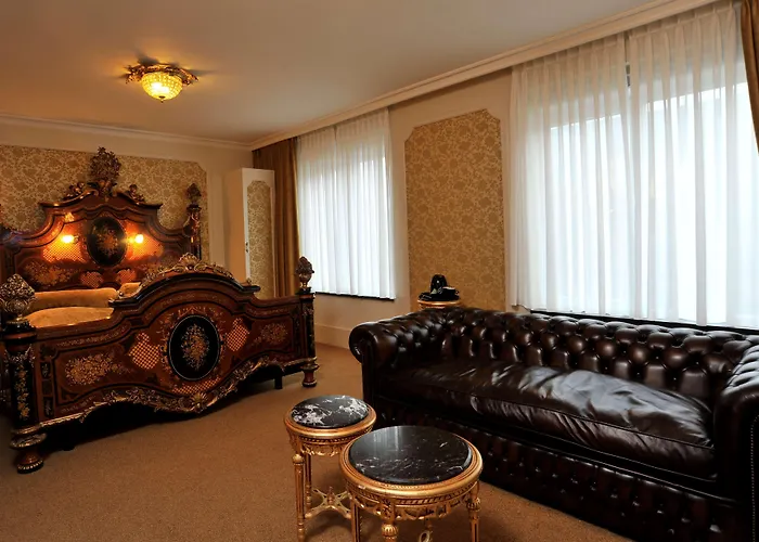 Golden Tulip West Ende Hotell