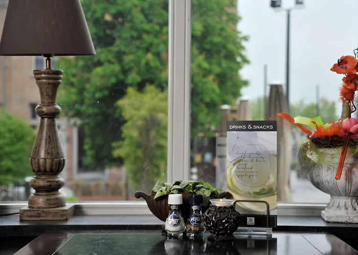 Golden Tulip West Ende Hotell 4*